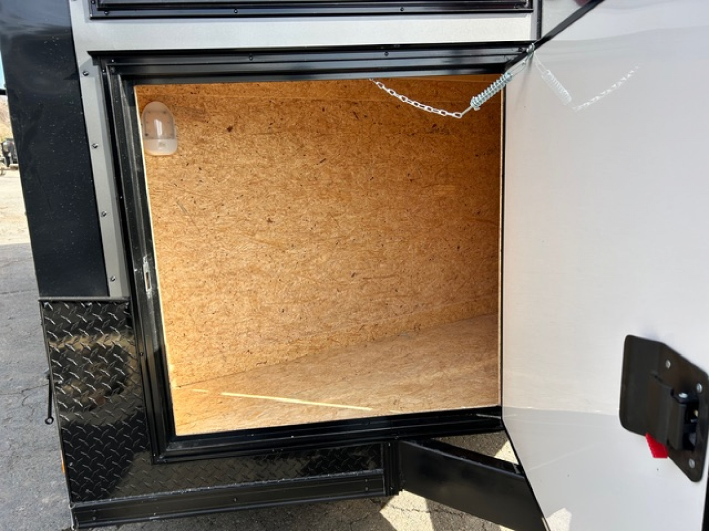 New 2026 Outlaw Trailers 8.5x18 7k Cargo / Enclosed Trailer-CUSTOM