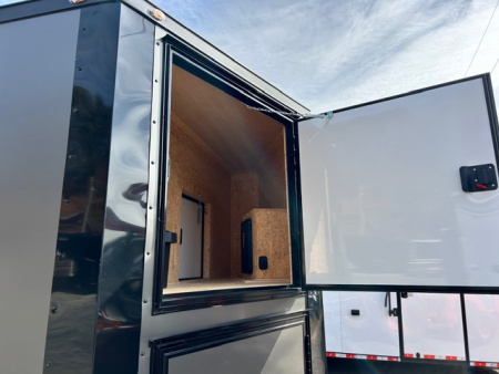 New 2026 Outlaw Trailers 8.5x18 7k Cargo / Enclosed Trailer-CUSTOM