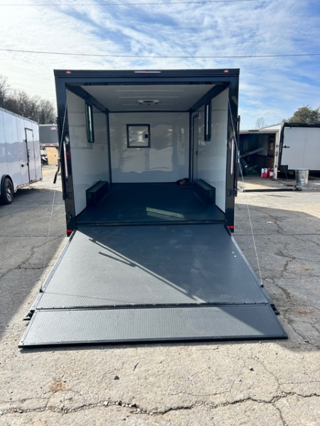 New 2026 Outlaw Trailers 8.5x18 7k Cargo / Enclosed Trailer-CUSTOM