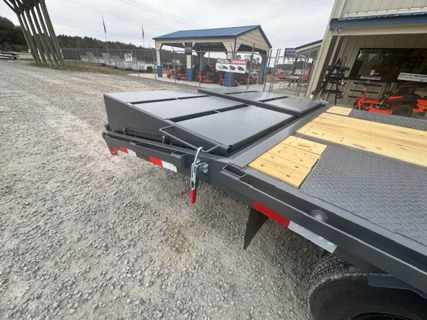 New 2026 Triple Crown Trailers TC GN22-30DT Equipment Trailer