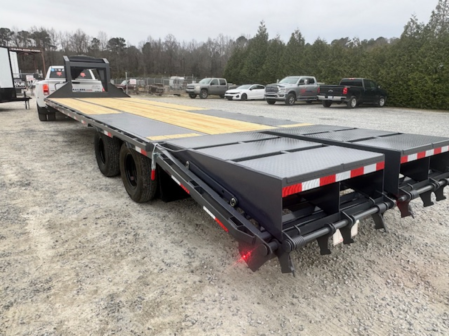 New 2026 Triple Crown Trailers TC GN22-30DT Equipment Trailer