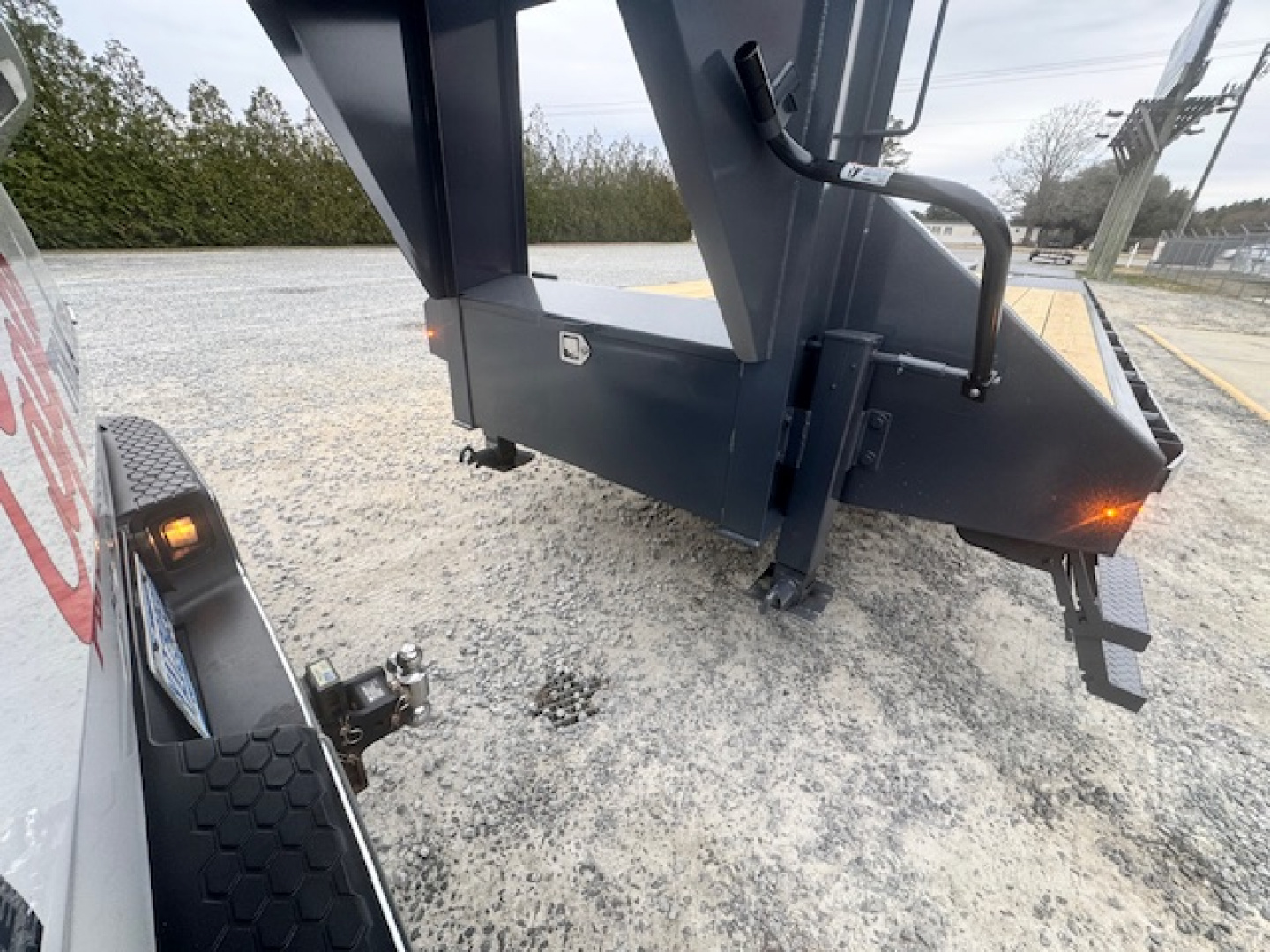 New 2026 Triple Crown Trailers TC GN22-30DT Equipment Trailer