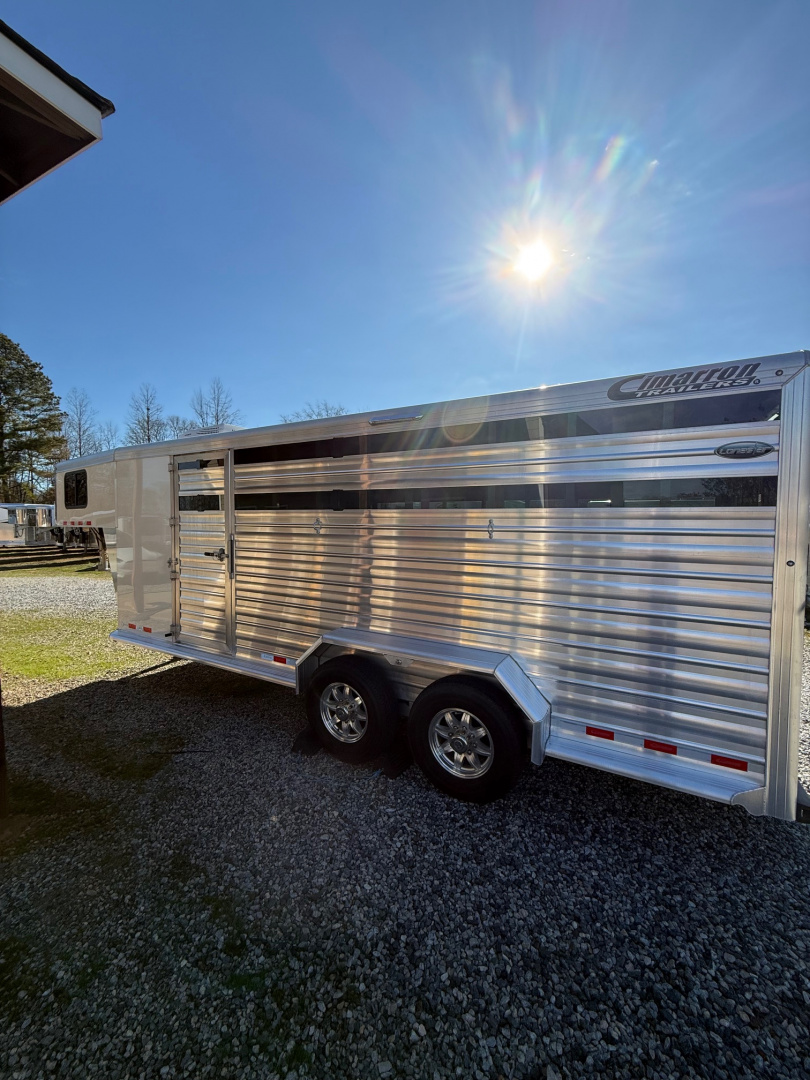Consignment 2024 Cimarron Trailers Lonestar Stock Combo 20' Horse Trailer