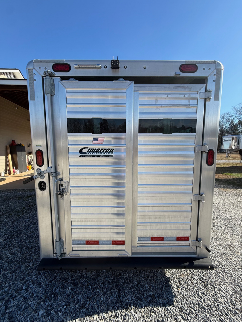 Consignment 2024 Cimarron Trailers Lonestar Stock Combo 20' Horse Trailer