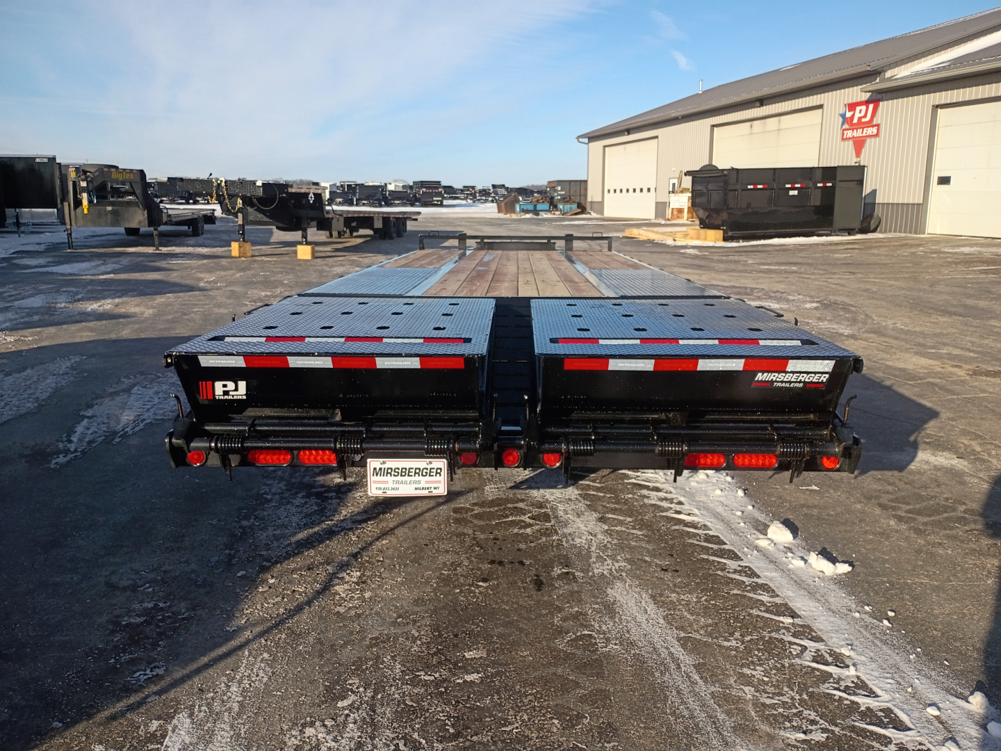New 2026 PJ Trailers PL252