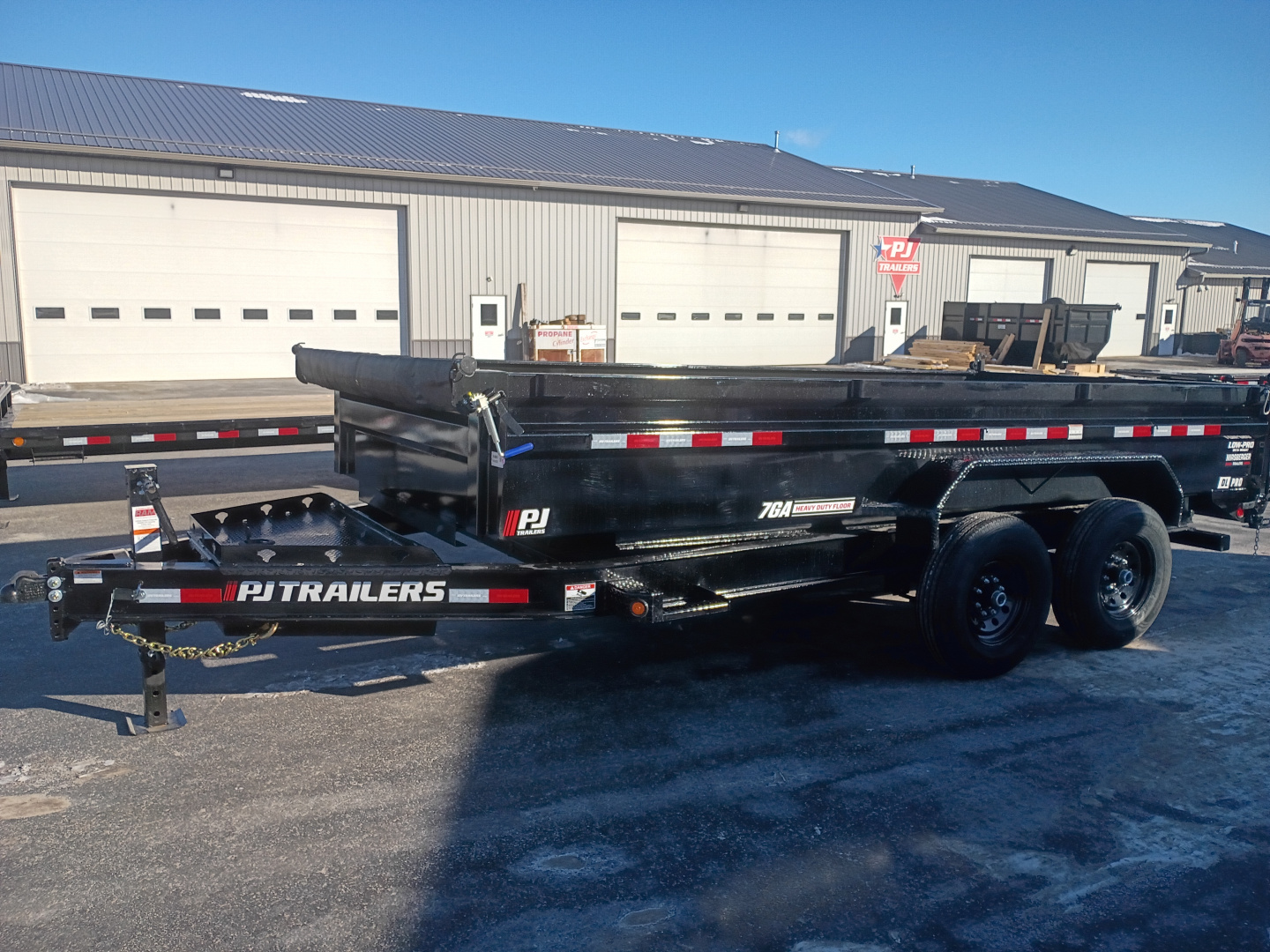 New 2026 PJ Trailers DL162