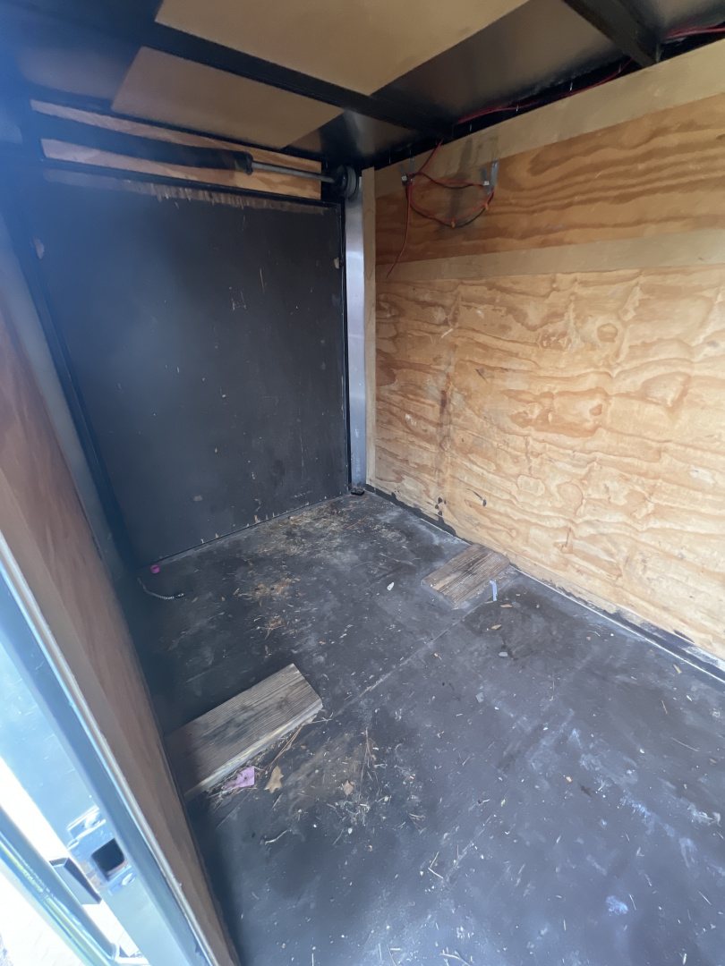 Used 2022 FOREST RIVER INC 5X8 ENCLOSED Cargo / Enclosed Trailer