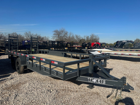 New 2026 Tiger 83  x 20' - HD Pipetop Trailer