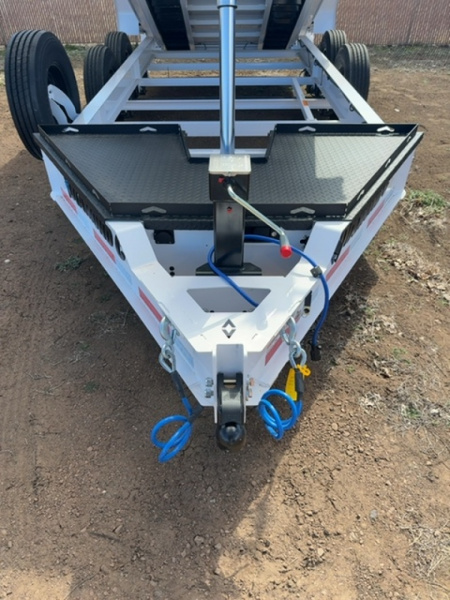 New 2026 Diamond C Tandem Axle Telescopic Dump/14,900 GVWR/82"X14'X24"