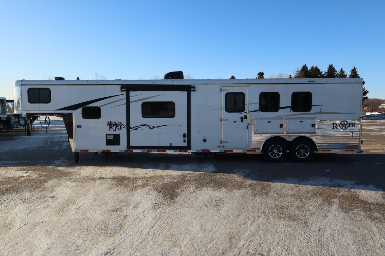 Used 2020 Bison Trailers 3 Horse LQ Horse Trailer
