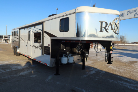 Used 2020 Bison Trailers 3 Horse LQ Horse Trailer