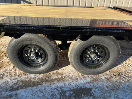 New 2026 PJ Trailers 25' Quest LQ Gooseneck Flatbed Trailer
