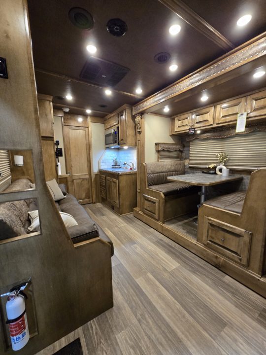 New 2026 Platinum Coach 4H Outlaw Conversion Horse Trailer