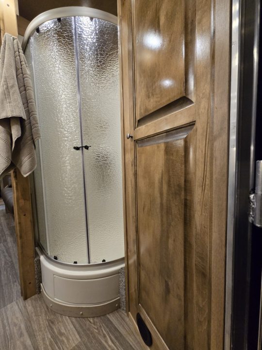 New 2026 Platinum Coach 4H Outlaw Conversion Horse Trailer