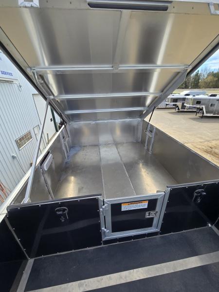 New 2026 Platinum Coach 4H Outlaw Conversion Horse Trailer