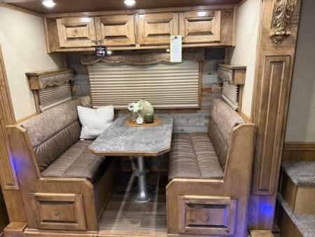 New 2026 Platinum Coach 4H Outlaw Conversion Horse Trailer