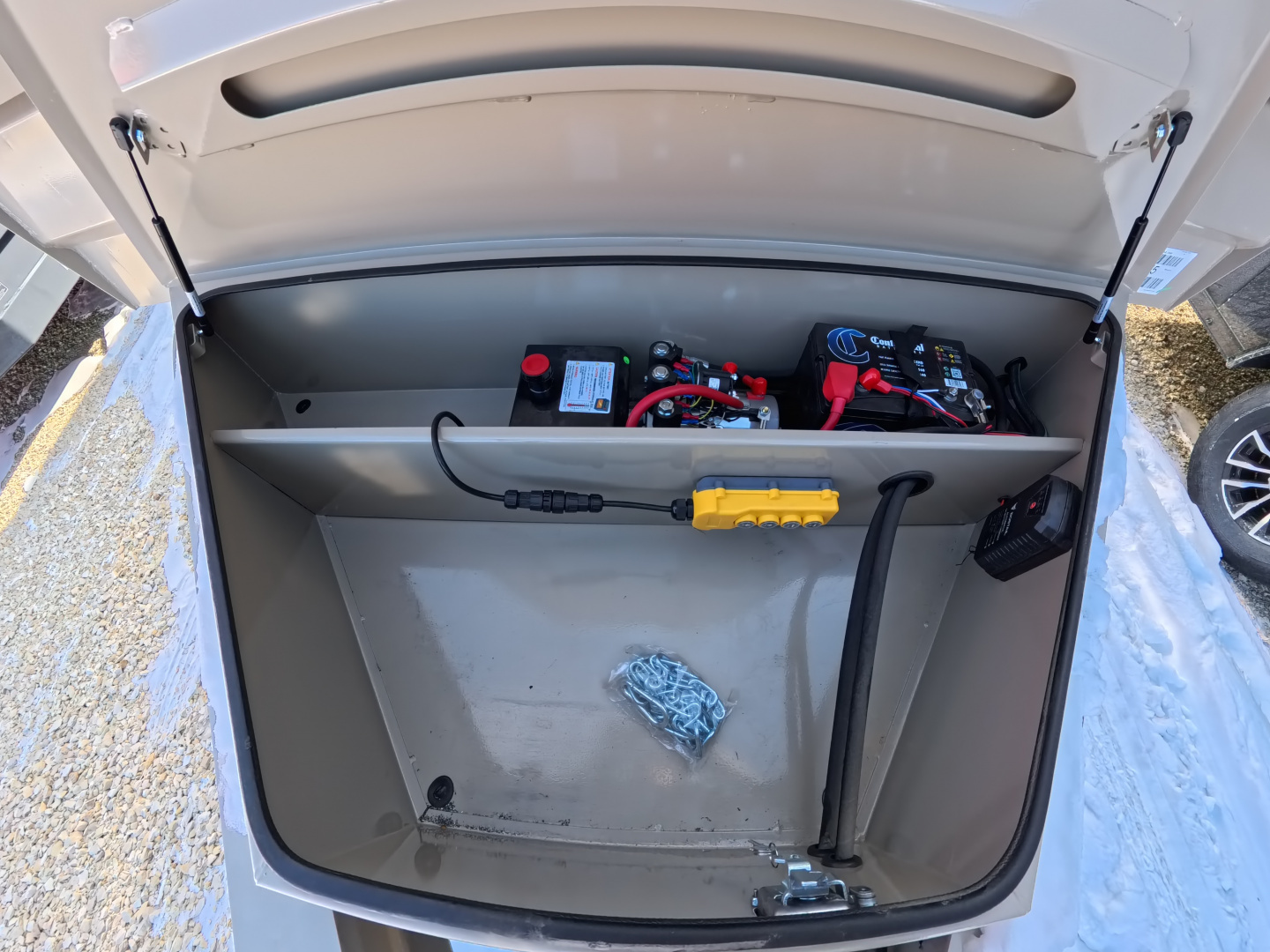 New 2026 Iron Bull 83 x 14 DWB Dump Trailer, 14,999lb. GVWR, Hydraulic Jack, Aluminum Ramps, Desert Sand Dump