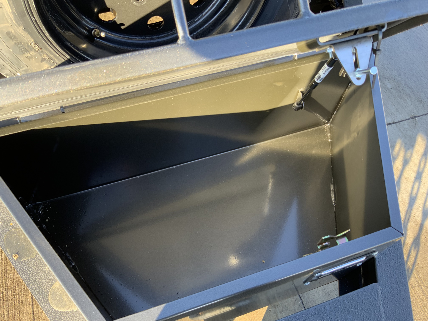 New 2026 MAXX-D G8X 83 X 22 Tilt Trailer