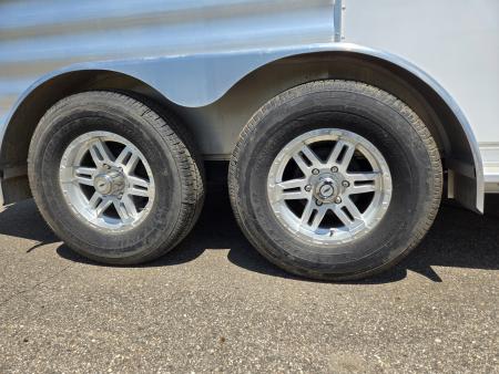 Used 2023 Featherlite 2 Horse Trailer
