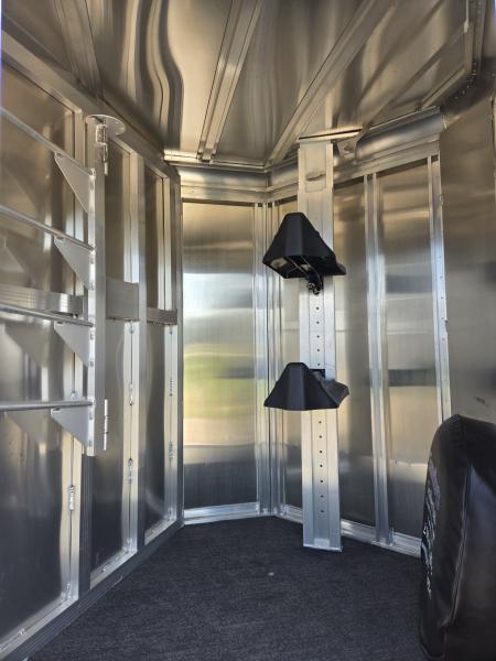 Used 2023 Featherlite 2 Horse Trailer