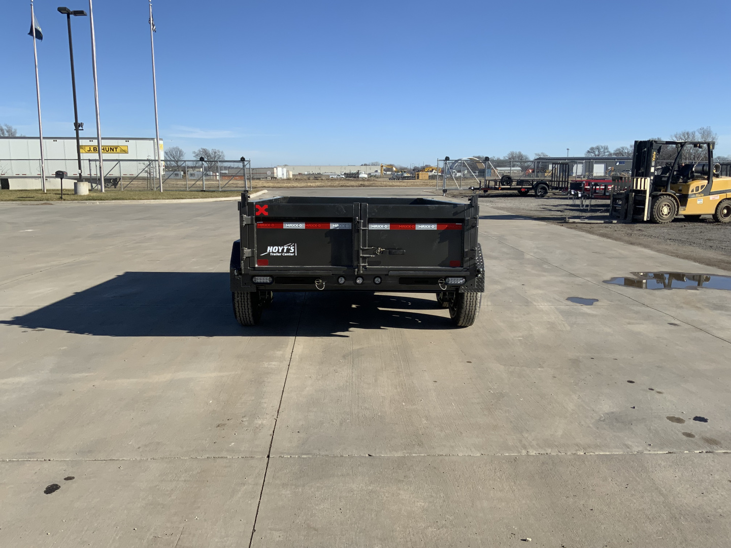 New 2026 MAXX-D D7X 72 X 10 Dump Trailer