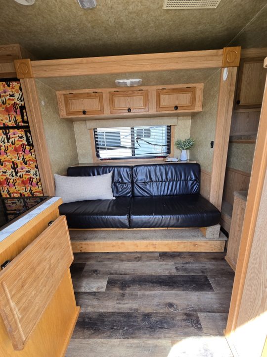 Used 2008 Exiss 4H Horse Trailer