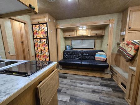 Used 2008 Exiss 4H Horse Trailer