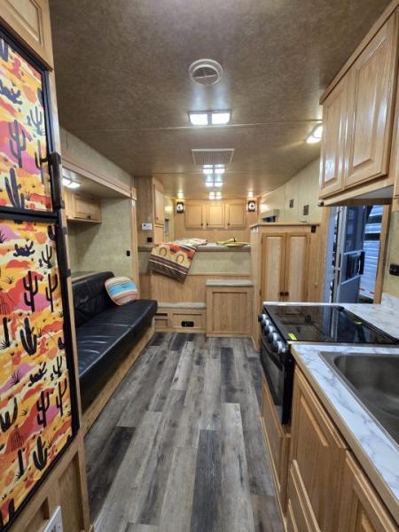 Used 2008 Exiss 4H Horse Trailer