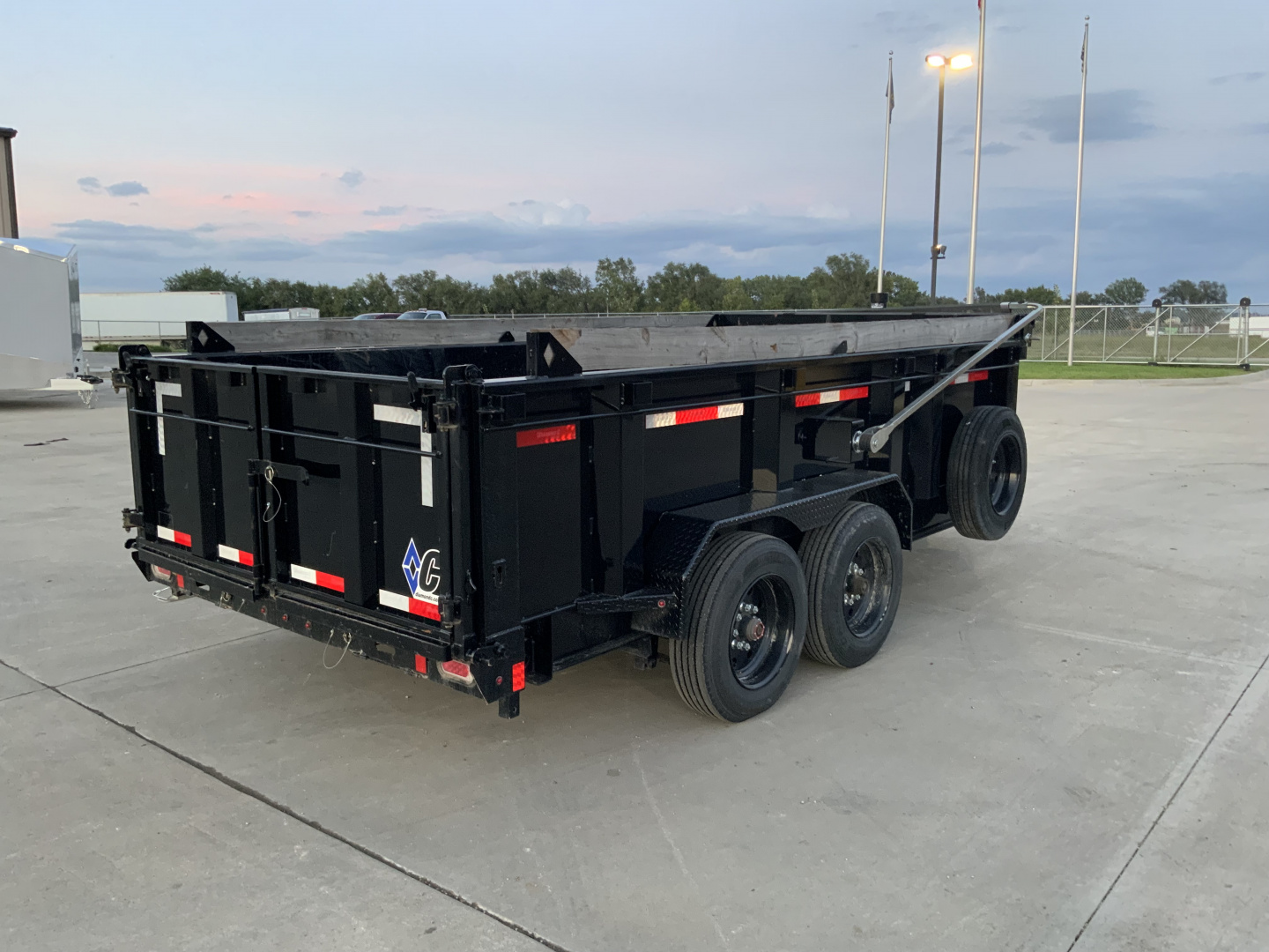 Used 2024 Diamond C Trailers LPT 208 14 X 81 Dump Trailer