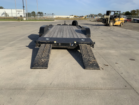 Used 2025 Diamond C Trailers GTF 206 83 X 20 Car Hauler