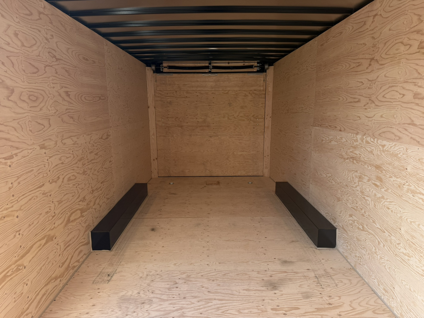 New 2026 Royal 8-20-1.5V Enclosed Car Hauler