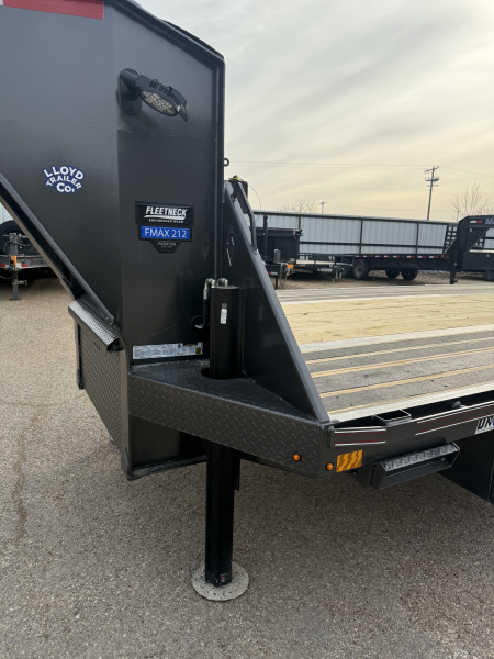 New 2026 Diamond C Trailers FMAX212 35X102 HYD Gooseneck Bodies