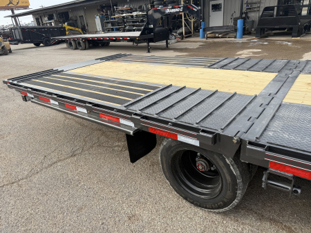New 2026 Diamond C Trailers FMAX212 35X102 HYD Gooseneck Bodies