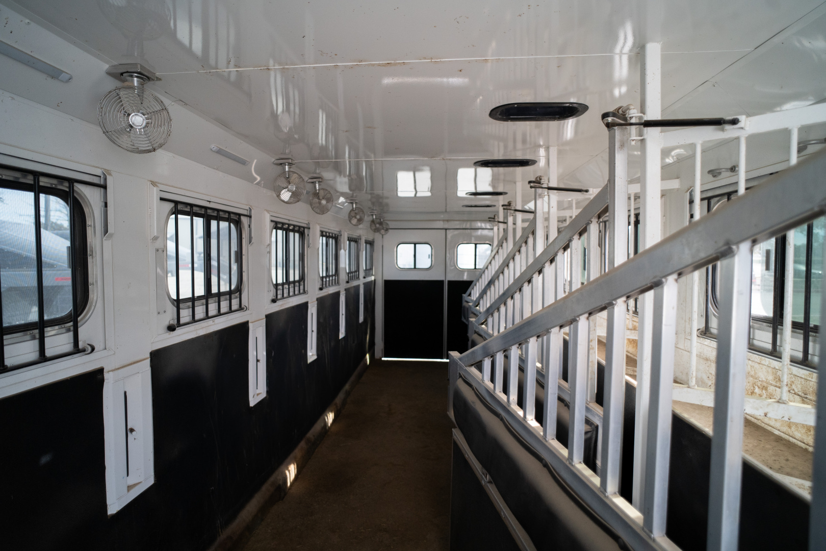 Used 2023 Trails West 6 Horse Gooseneck '23 Horse Trailer