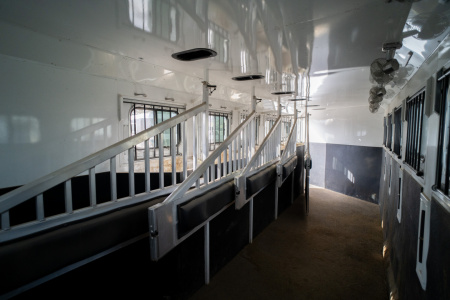 Used 2023 Trails West 6 Horse Gooseneck '23 Horse Trailer