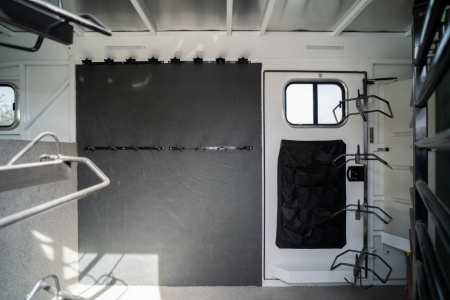 Used 2023 Trails West 6 Horse Gooseneck '23 Horse Trailer