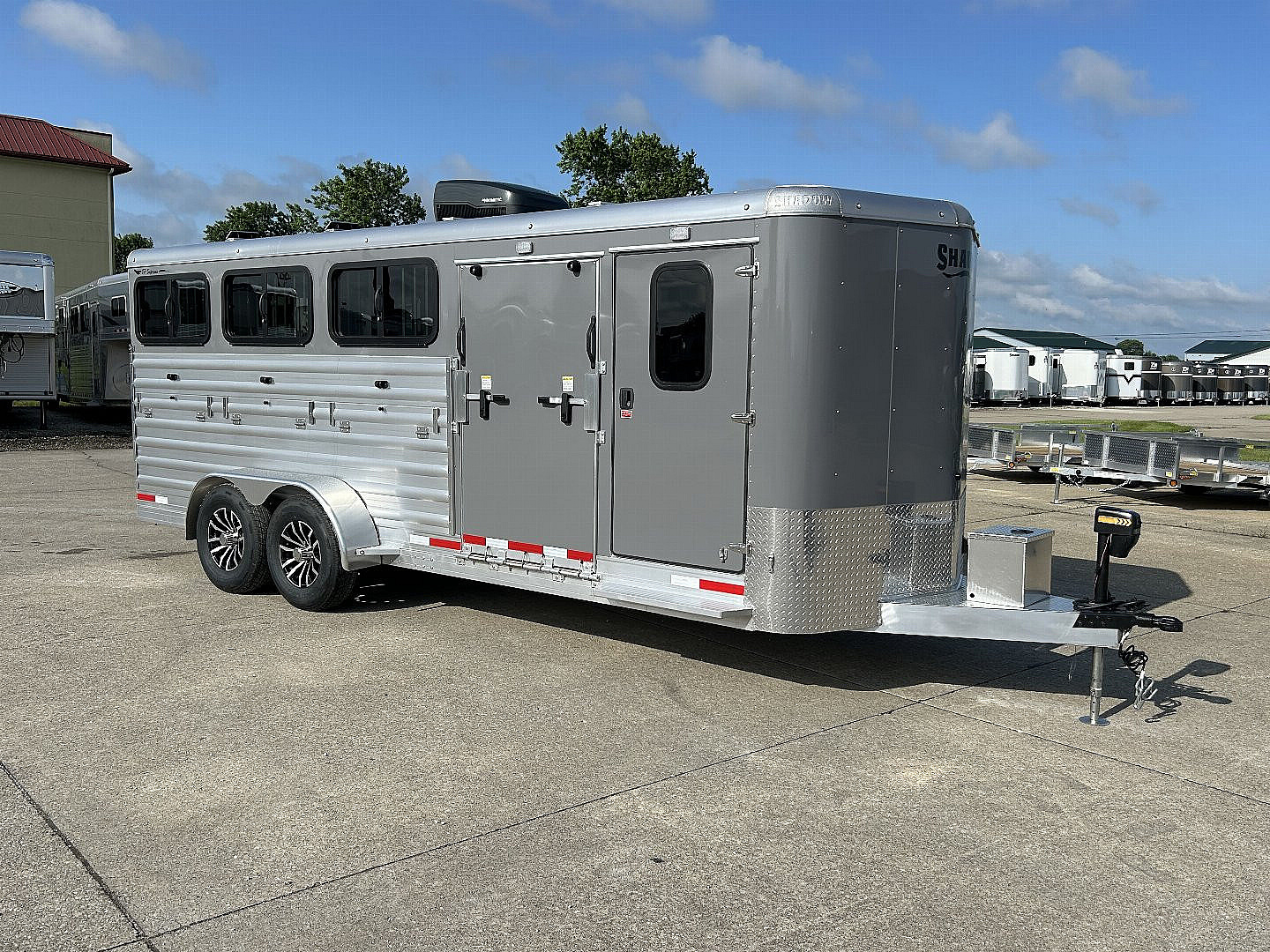 New 2026 Shadow 8 Pen Supreme Stock / Stock Combo Trailer