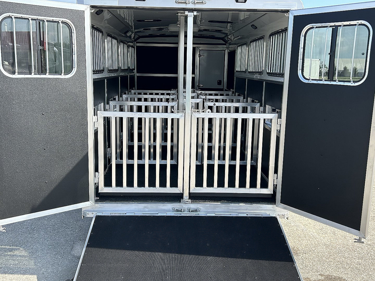 New 2026 Shadow 8 Pen Supreme Stock / Stock Combo Trailer