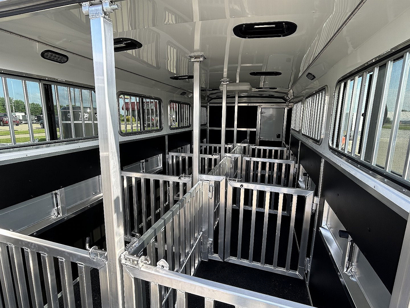 New 2026 Shadow 8 Pen Supreme Stock / Stock Combo Trailer