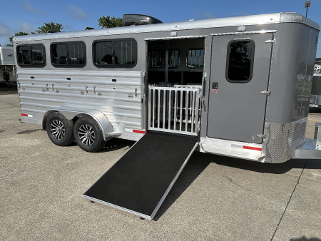 New 2026 Shadow 8 Pen Supreme Stock / Stock Combo Trailer