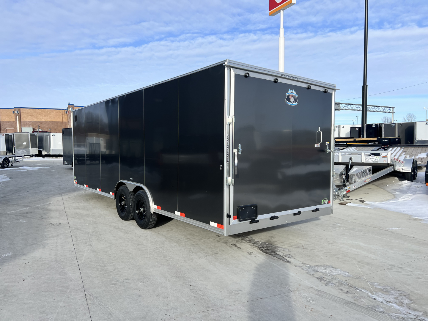 New NEW 2026 Bighorn R&M 8.5x24 +2V SUPERIOR QUALITY 14K Enclosed 7 ft Cargo Trailer Car Hauler