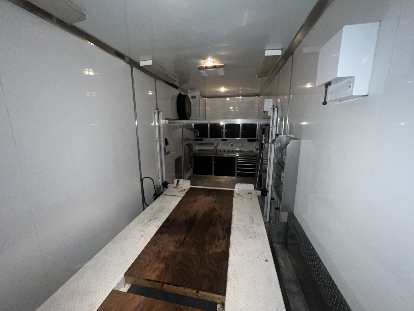 Used 2004 Goldrush 32' Aluminum Stacker Trailer
