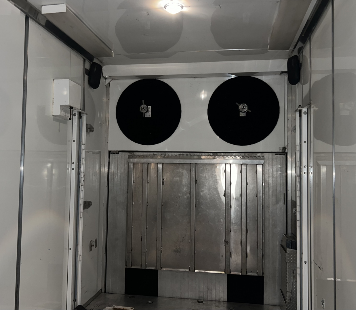 Used 2004 Goldrush 32' Aluminum Stacker Trailer