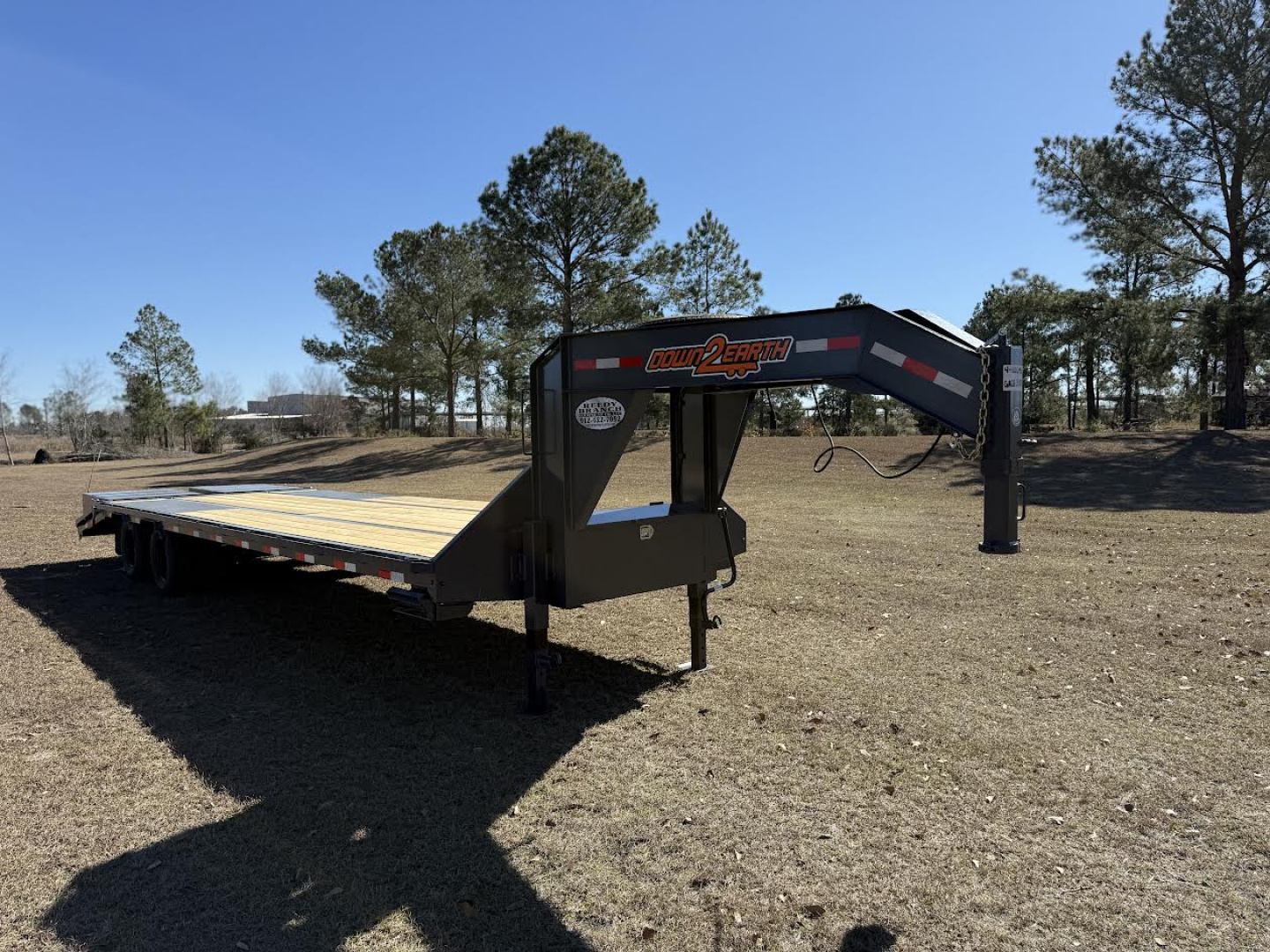 New 102"x30' Flatbed Gooseneck Trailer 10 Ton | Down to Earth Trailer