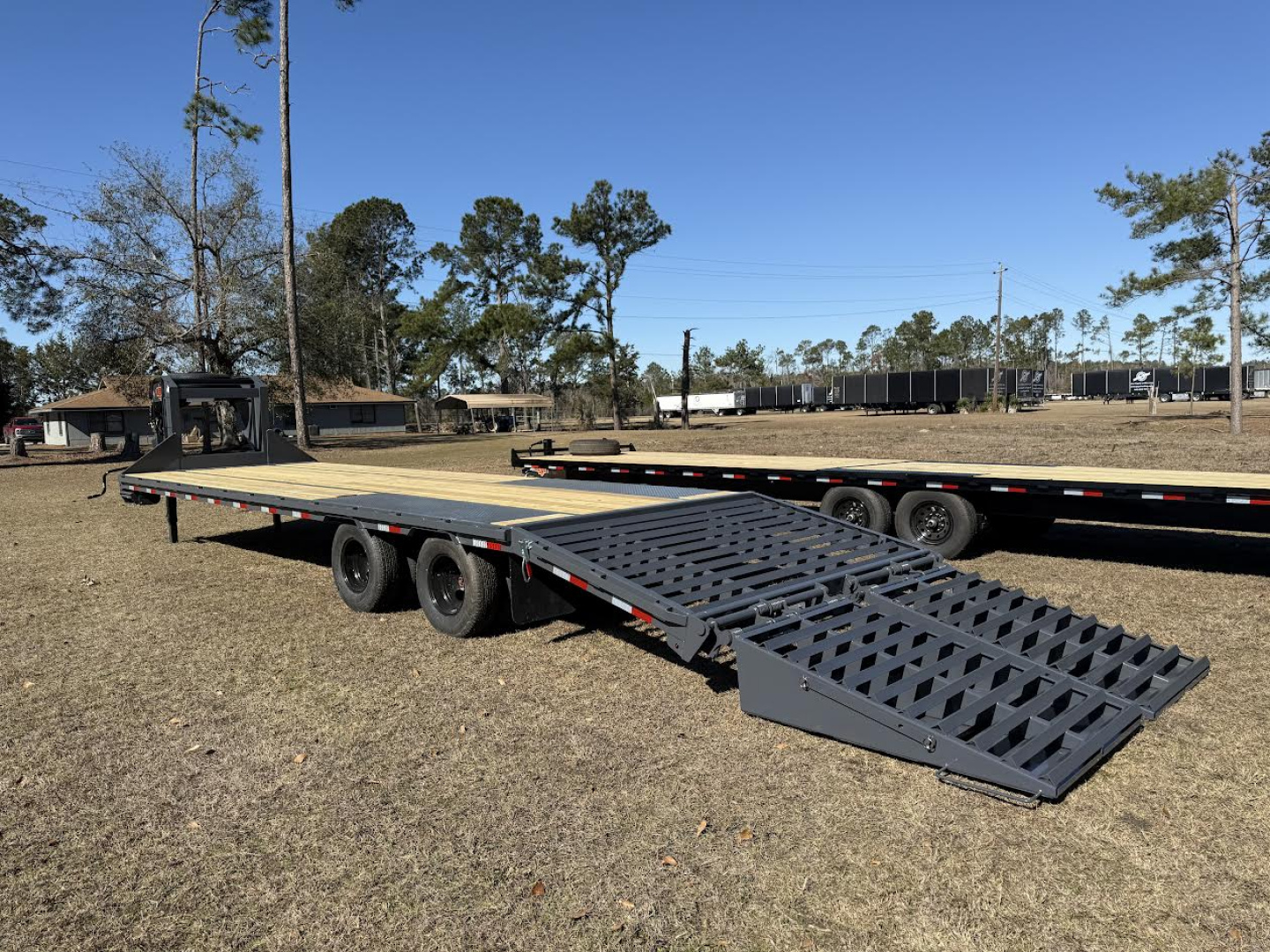New 102"x30' Flatbed Gooseneck Trailer 10 Ton | Down to Earth Trailer