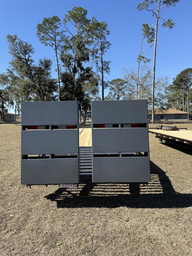 New 102"x30' Flatbed Gooseneck Trailer 10 Ton | Down to Earth Trailer