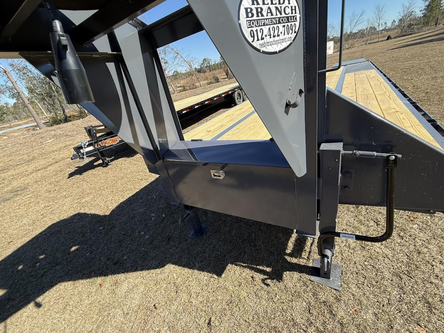 New 102"x30' Flatbed Gooseneck Trailer 10 Ton | Down to Earth Trailer