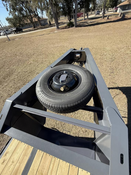 New 102"x30' Flatbed Gooseneck Trailer 10 Ton | Down to Earth Trailer