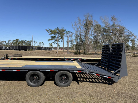 New 102"x30' Flatbed Gooseneck Trailer 10 Ton | Down to Earth Trailer