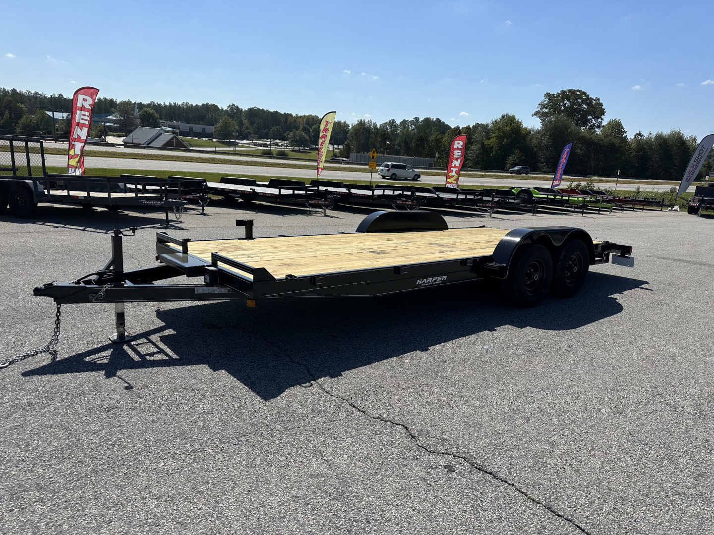 New 2026 20FT 10K WOOD FLOOR DELUXE CAR HAULER WITH 2 BRAKE AXLES